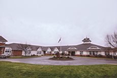 Broadmore Senior Living at Lakemont Farms